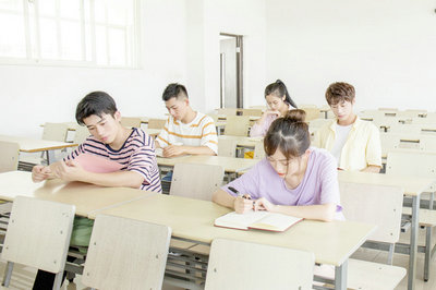 在職研究生學歷