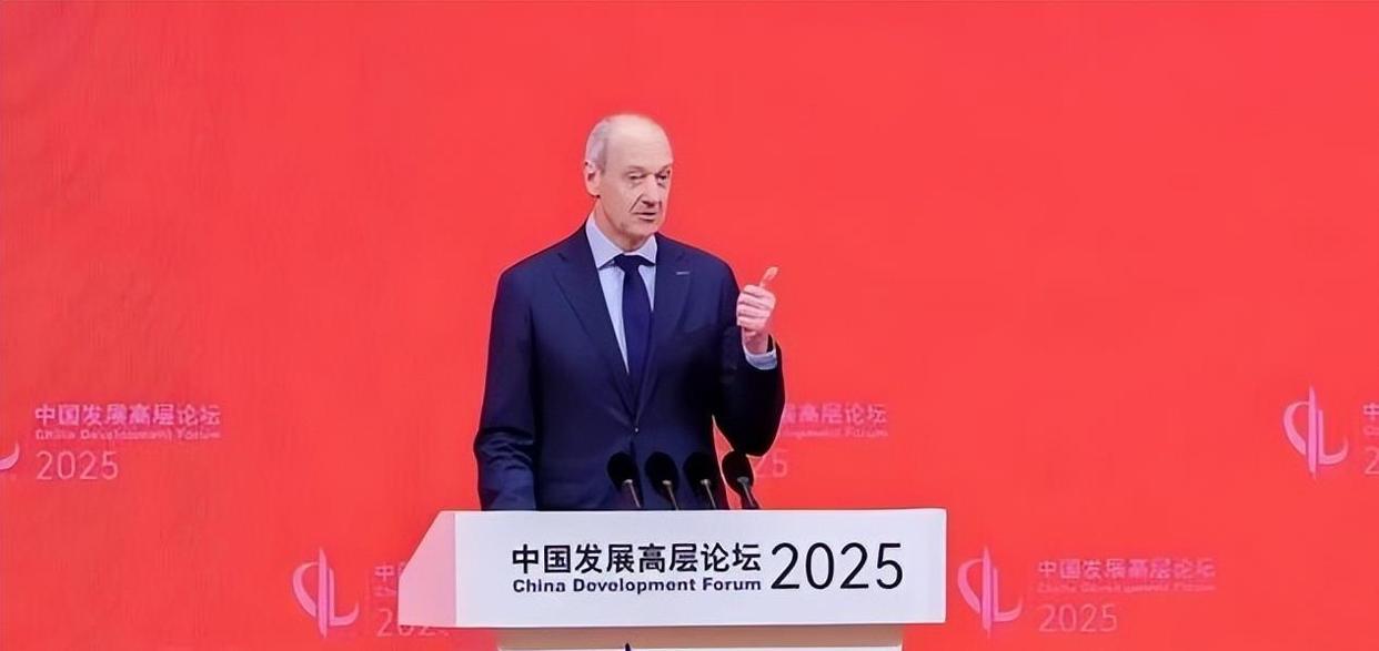 2025芯片大戰(zhàn)迎來分水嶺，中方警告全球“配合美國禁令就是違法”，美媒承認中國超越時刻已到(圖5)